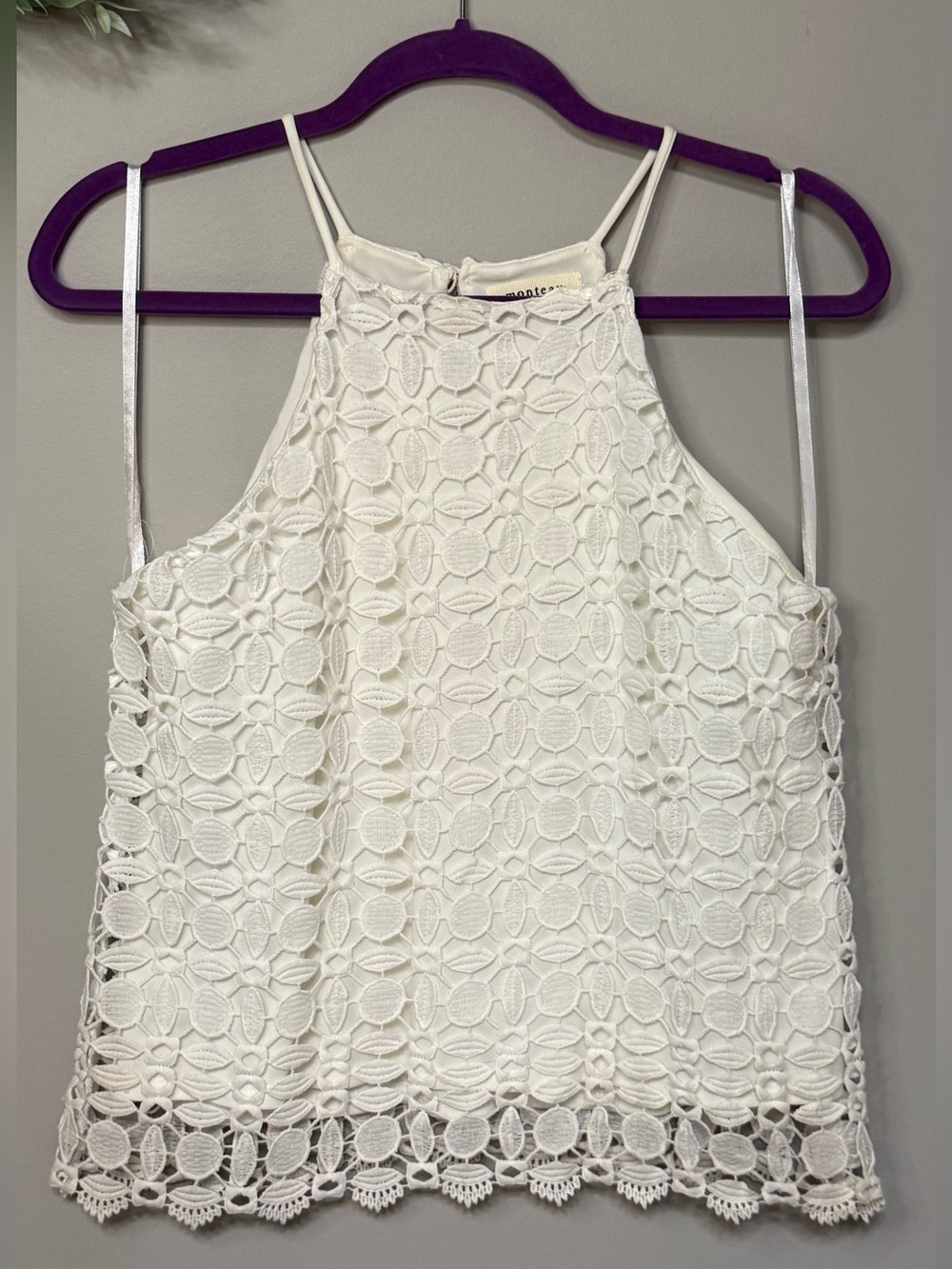NWOT Monteau White Lace Halter Tank Top Size Medium - Picture 3 of 8